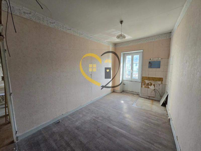 Immeuble mixte - 170 m² - 6 pièces