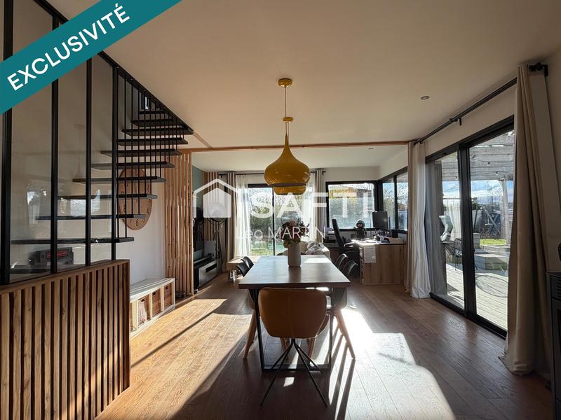 Maison - 99 m² - 5 pièces