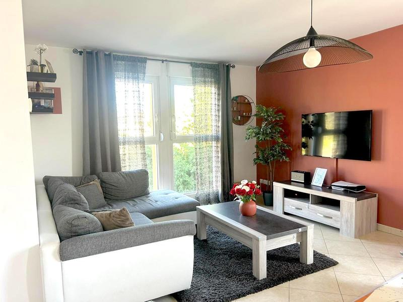 Appartement - 85 m² - 3 pièces