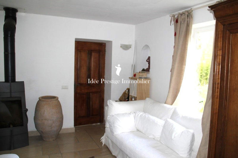 Maison - 233 m² - 11 pièces