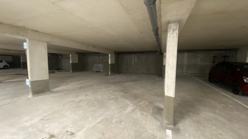 Parking / Garage - 13 m²