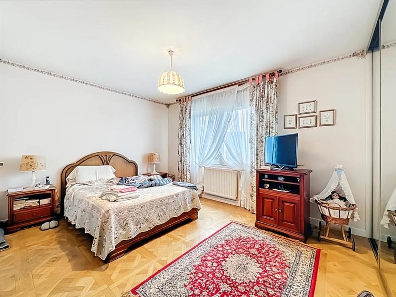 Maison - 165 m² - 5 pièces