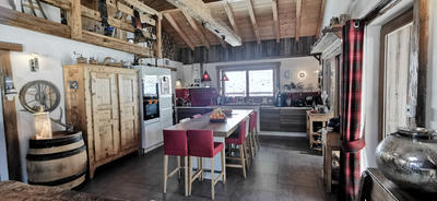 Maison - 320 m² - 7 pièces