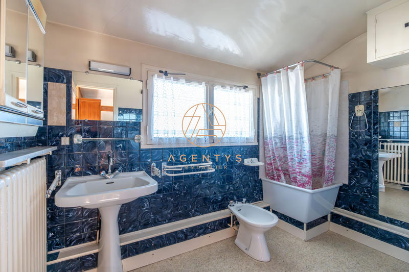 Maison - 162 m² - 7 pièces