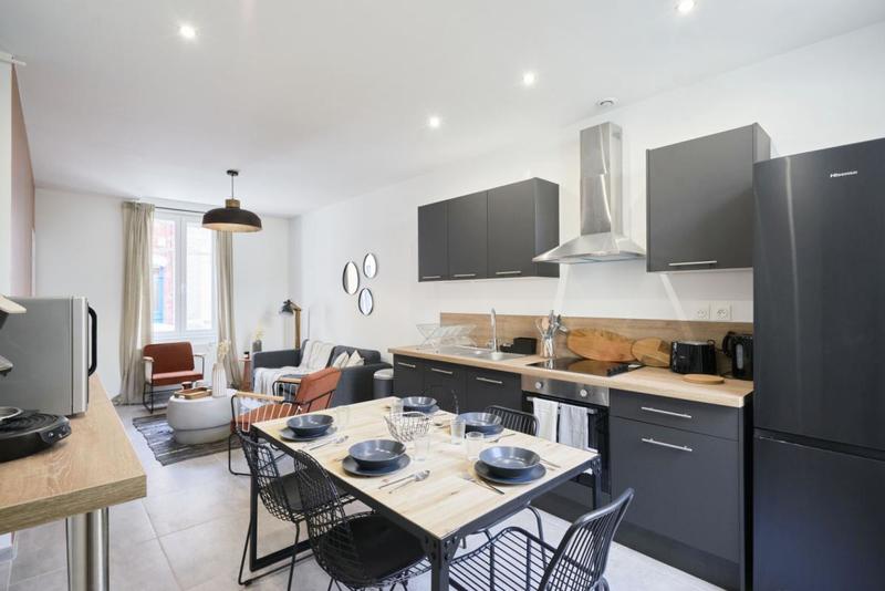 Maison - 87 m² - 6 pièces