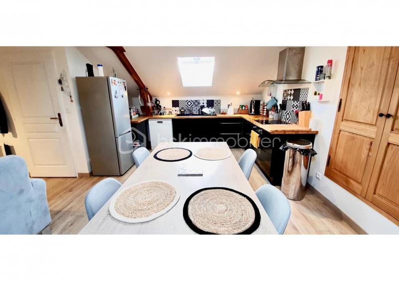 Immeuble - 256 m² - 11 pièces