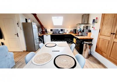 Immeuble - 256 m² - 11 pièces