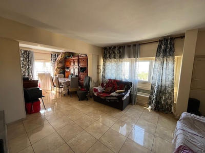 Appartement - 100 m² - 5 pièces