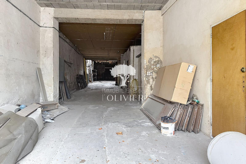 Maison de ville - 642 m² - 10 pièces