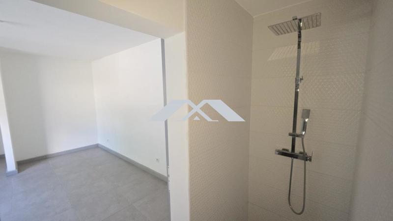 Villa - 120 m² - 5 pièces