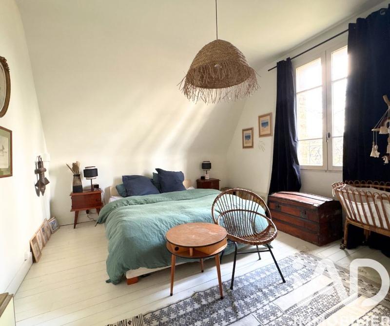 Maison - 140 m² - 6 pièces