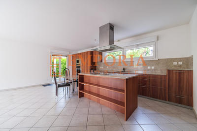 Maison - 125 m² - 6 pièces