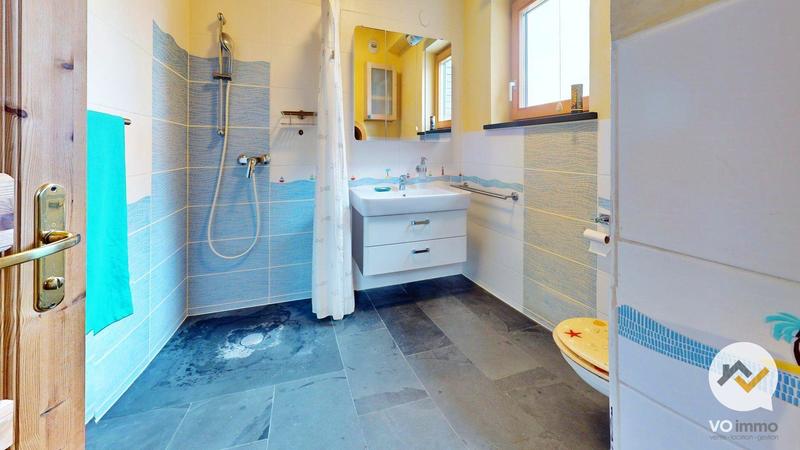 Maison contemporaine - 168 m² - 7 pièces