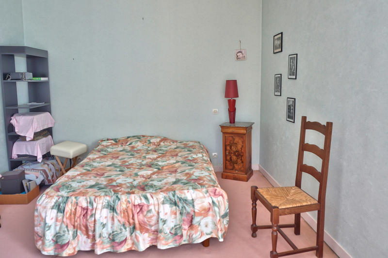 Maison - 177 m² - 8 pièces