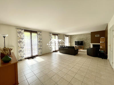 Maison - 139 m² - 7 pièces