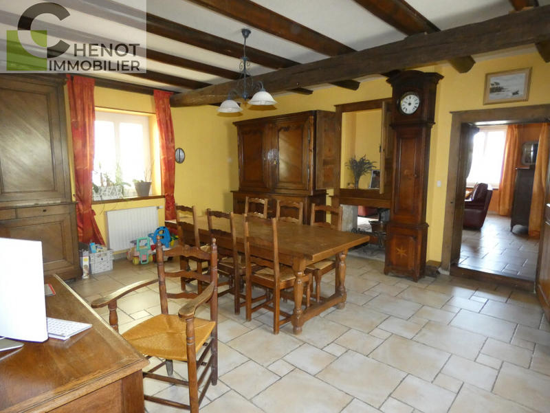 Propriété - 170 m² - 6 pièces