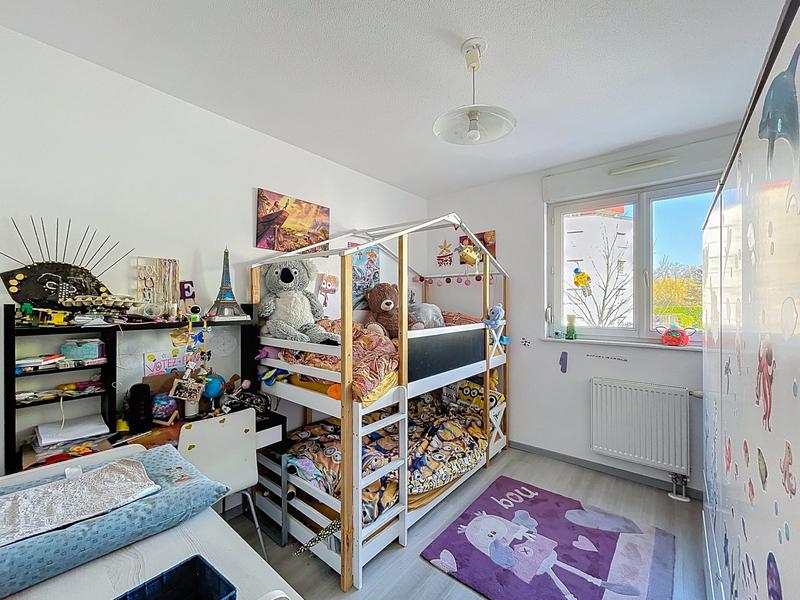 Appartement - 84 m² - 4 pièces