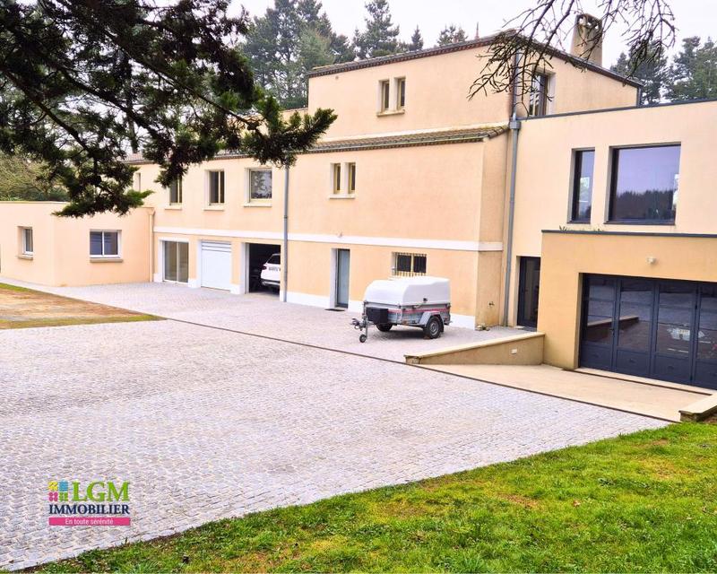 Villa - 525 m² - 7 pièces