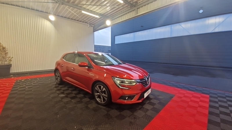 Renault Mégane IV blue dci 115 intens