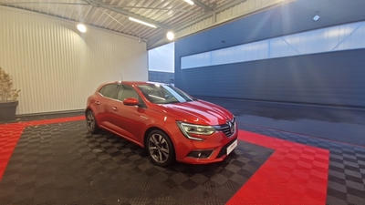 Renault Mégane IV blue dci 115 intens