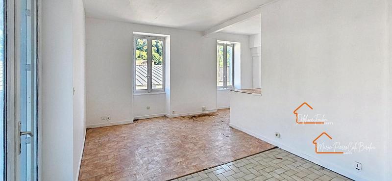 Maison - 190 m² - 8 pièces