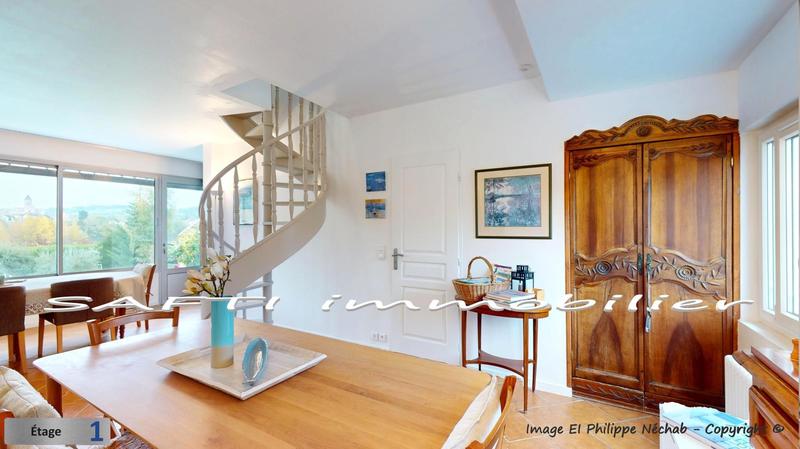 Villa - 140 m² - 6 pièces