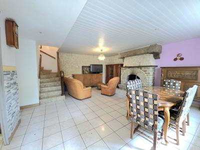 Maison - 106 m² - 5 pièces