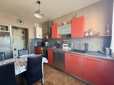 Maison - 111 m² - 6 pièces