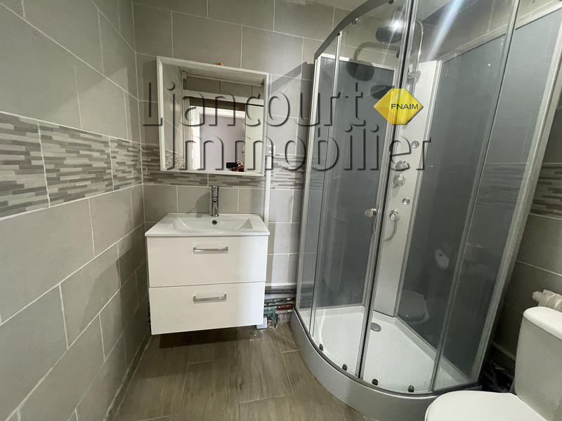 Maison - 176 m² - 7 pièces