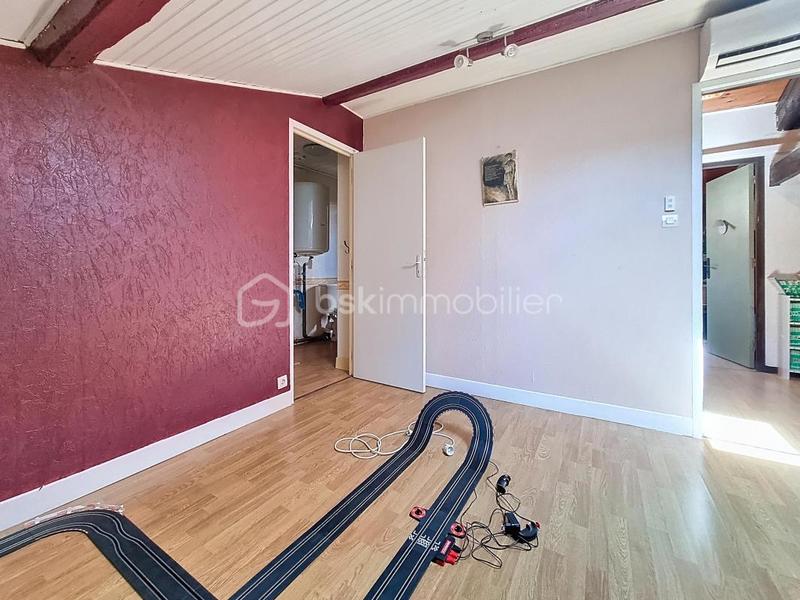 Maison - 200 m² - 7 pièces