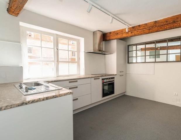 Appartement - 177 m² - 5 pièces