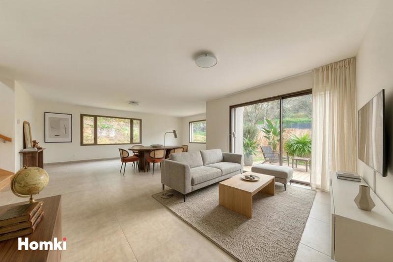 Maison - 147 m² - 6 pièces