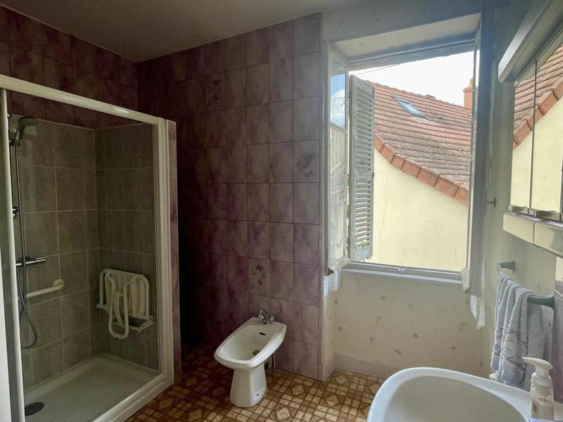 Maison - 145 m² - 7 pièces