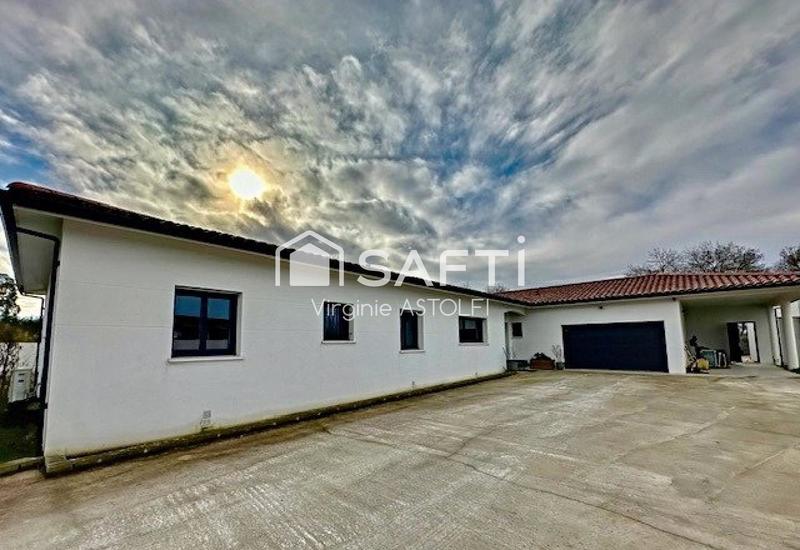 Maison - 198 m² - 5 pièces