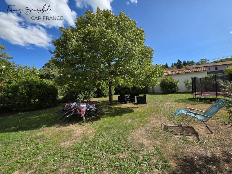 Maison - 161 m² - 7 pièces