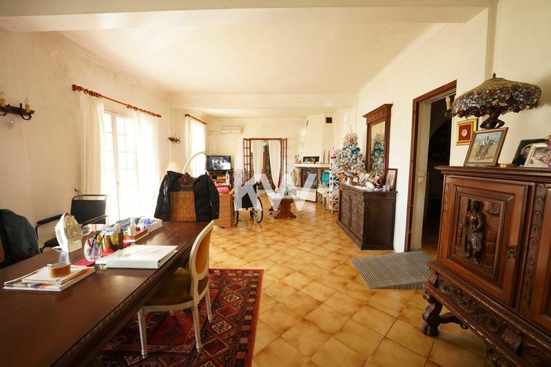 Maison - 141 m² - 4 pièces