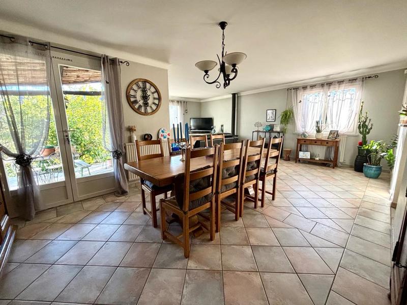 Maison - 102 m² - 4 pièces