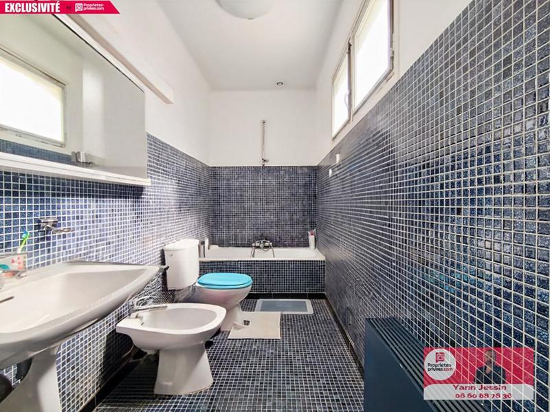 Maison - 180 m² - 6 pièces