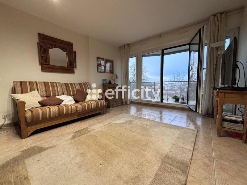 Appartement - 111 m² - 5 pièces