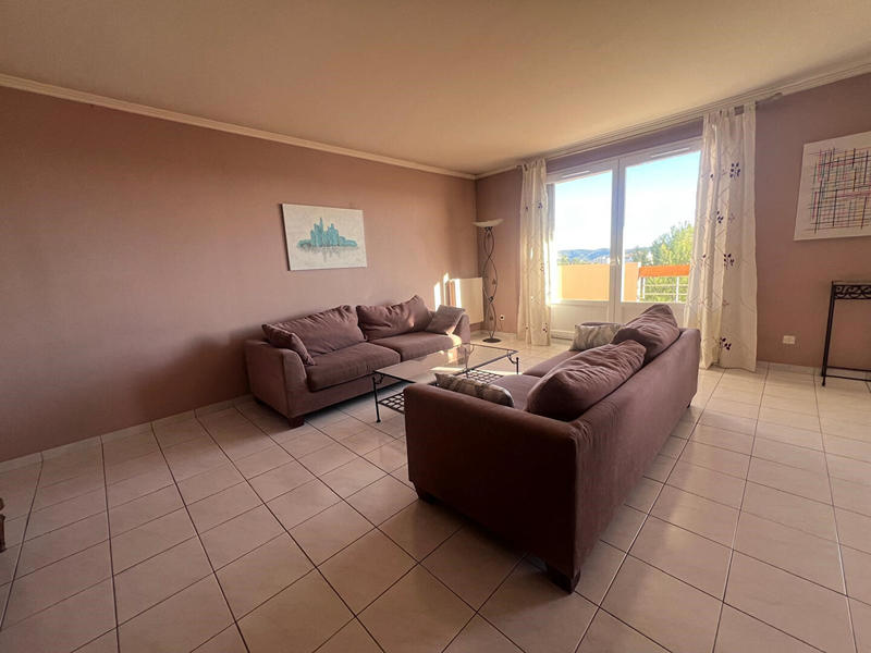 Appartement - 87 m² - 4 pièces