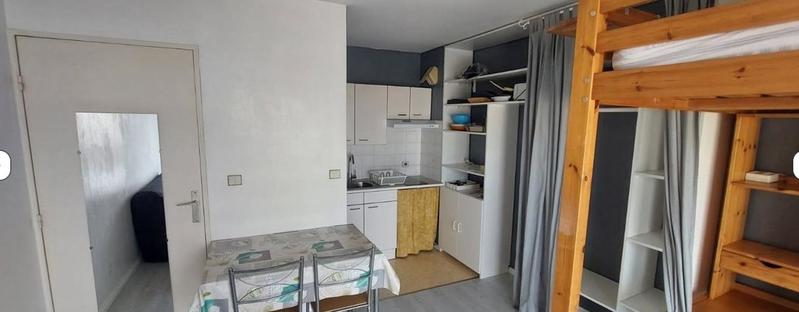 Studio - 25 m² - 1 pièce