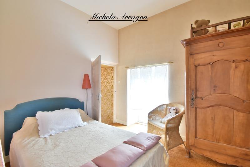 Propriété - 196 m² - 7 pièces