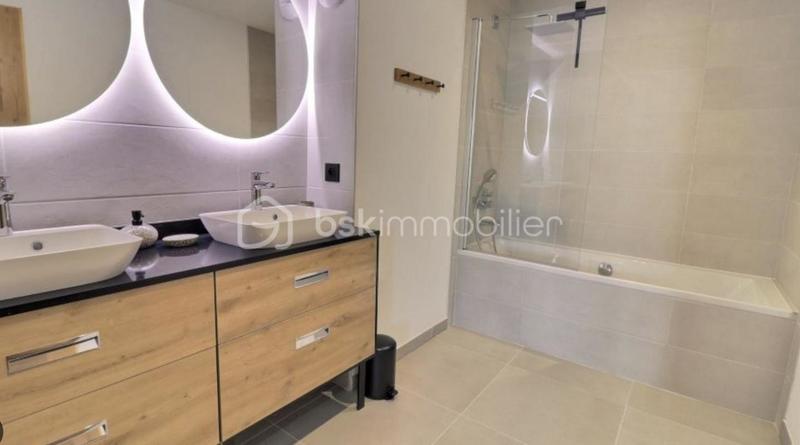 Châlet - 171 m² - 6 pièces