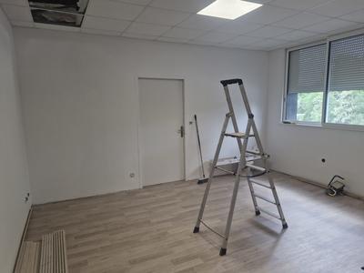 Bureau - 70 m²