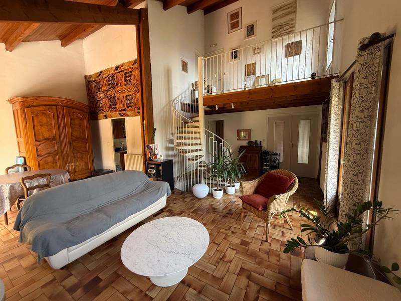 Maison - 165 m² - 6 pièces