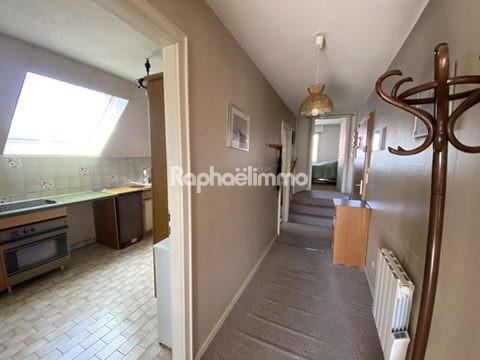 Appartement - 85 m² - 4 pièces