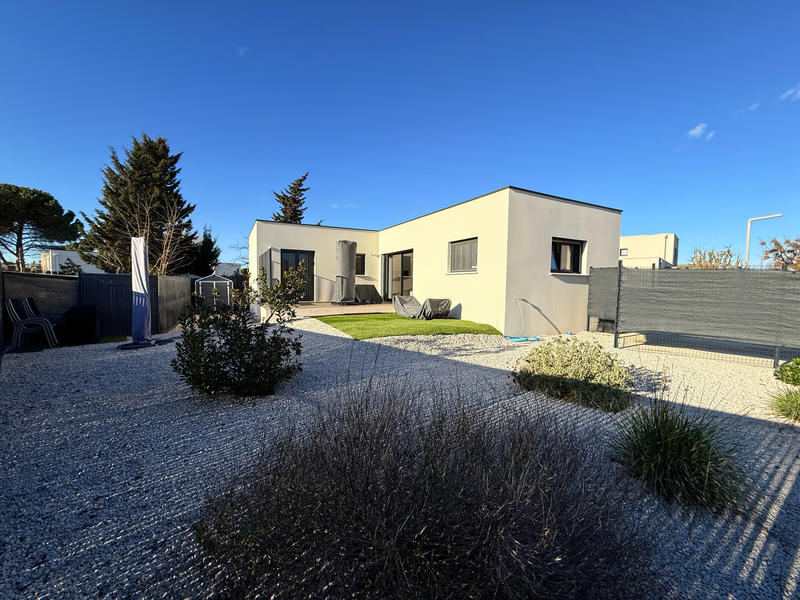 Maison - 97 m² - 4 pièces