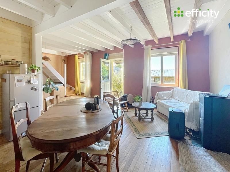 Maison - 95 m² - 4 pièces