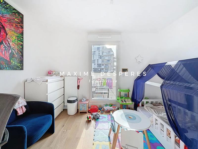 Appartement - 104 m² - 5 pièces