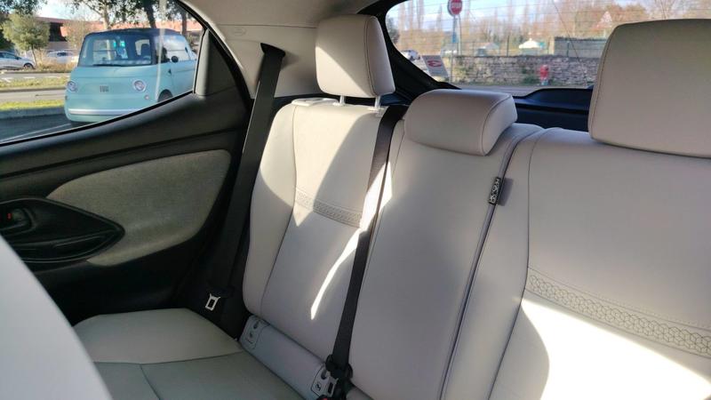 Toyota Yaris IV 1.5 VVTi 116 Hybrid E-Cvt Iconic